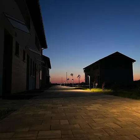 Aparthotel Jasminowa Park 3*