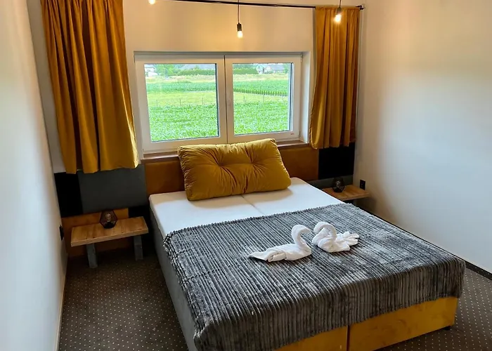 Aparthotel Jasminowa Park 3*